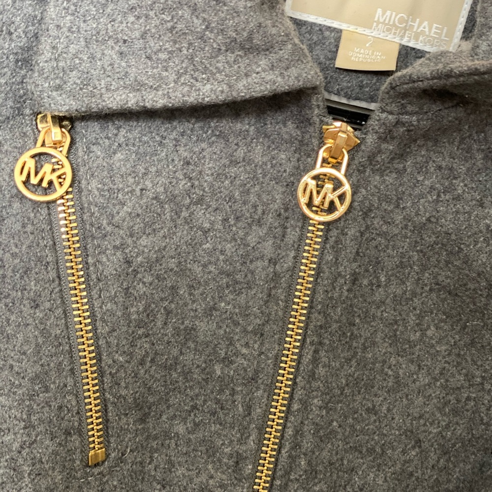Michael Kors Wool Blend zip front coat. - Picture 6 of 8